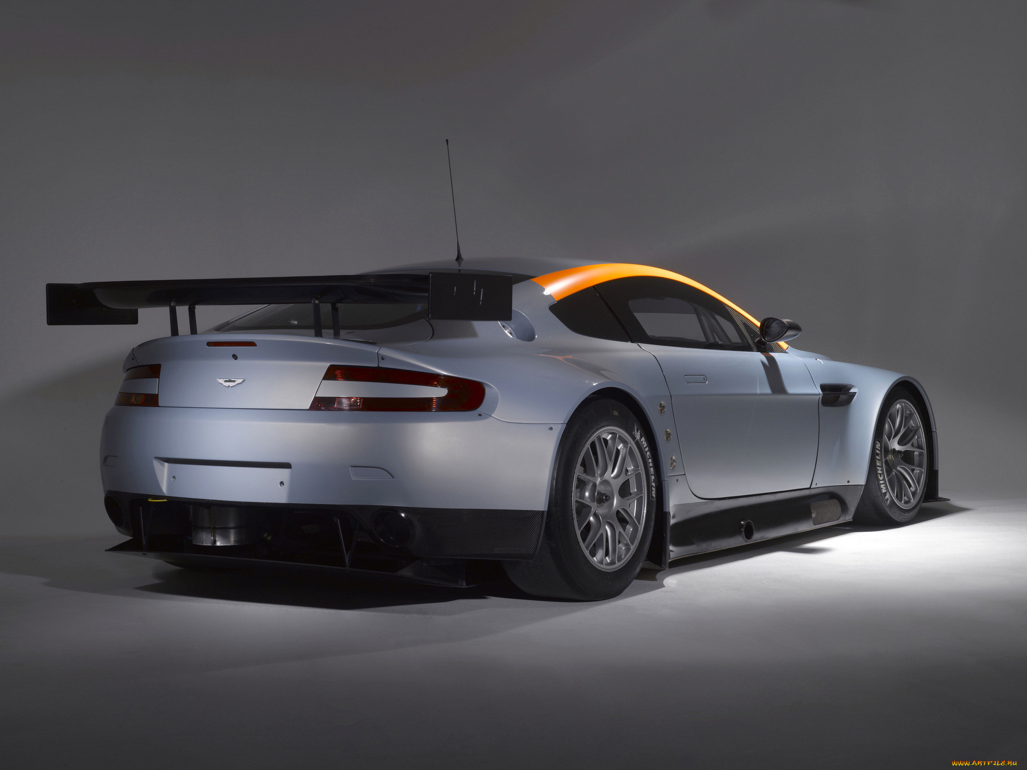 , aston, martin